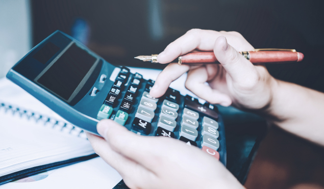 Czy prowadząc firmę muszę mieć księgowego